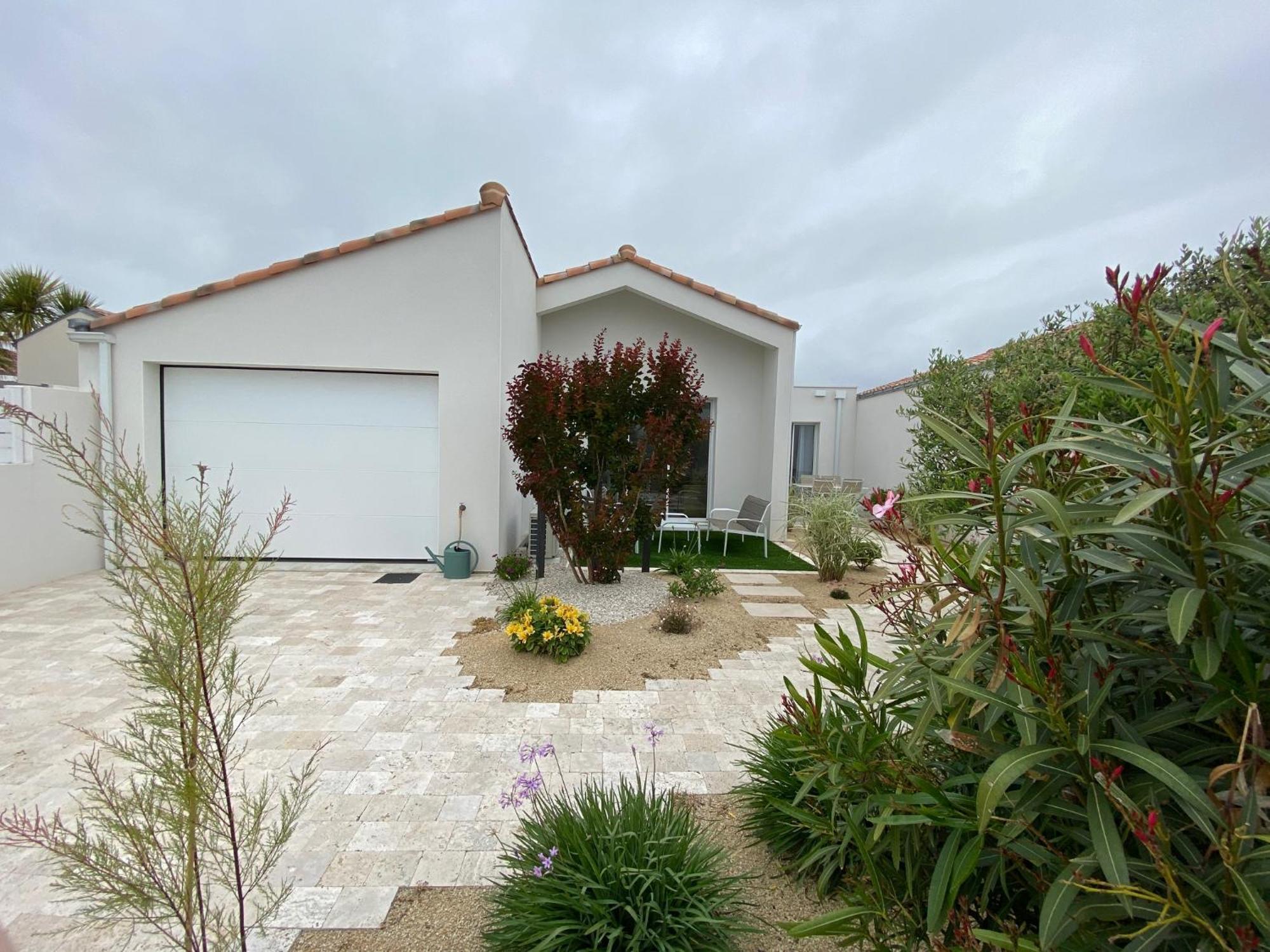 Maison Neuve Zone Coulee Verte Menant A L'Ocean Saint-Gilles-Croix-de-Vie Exterior photo